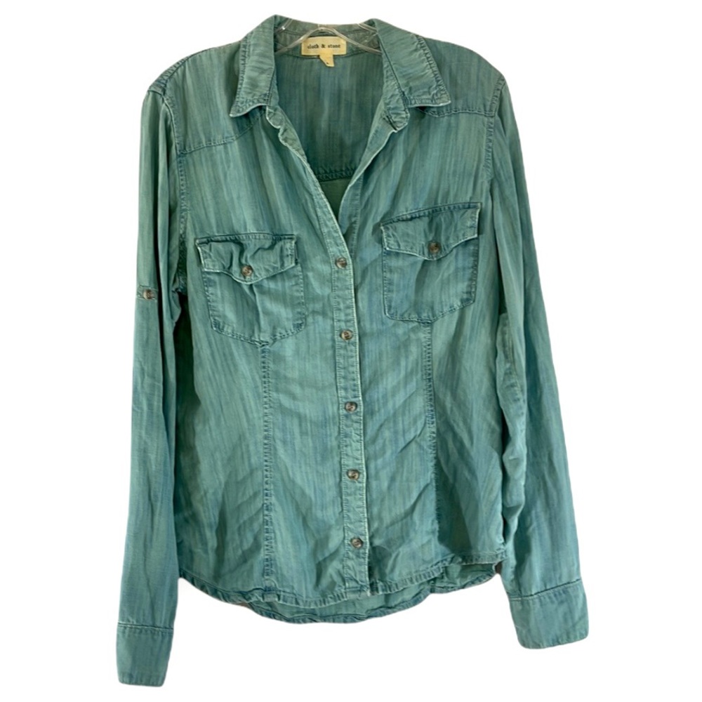 CLOTH AND STONE Blue Button Up Shirt size L